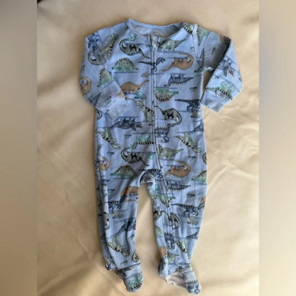 Bundle of dinosaur footed pajamas - Picture 9 of 13